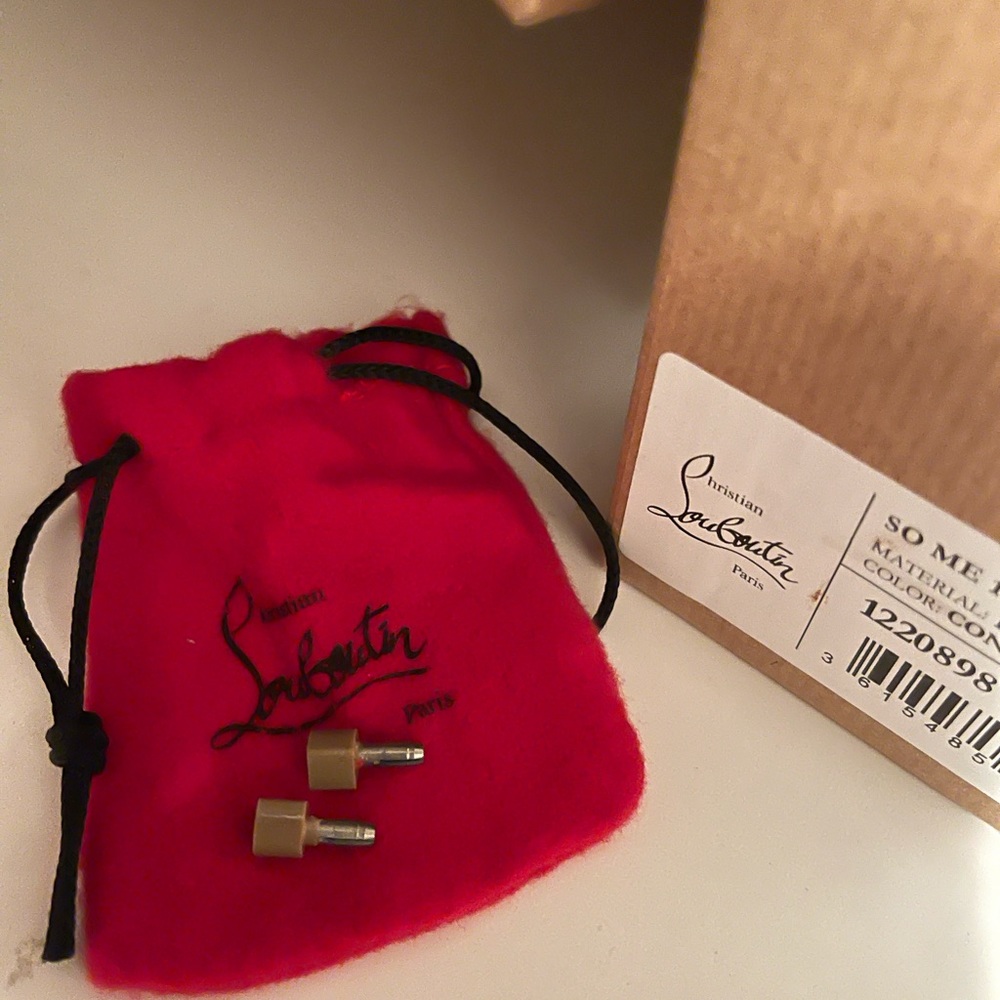 Christian louboutin heels - Picture 7 of 8
